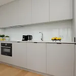 Luxurious And Modern In Center With Parking By Renters Prestige * 华沙