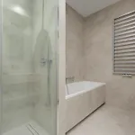 Luxurious And Modern In Center With Parking By Renters Prestige 公寓 *