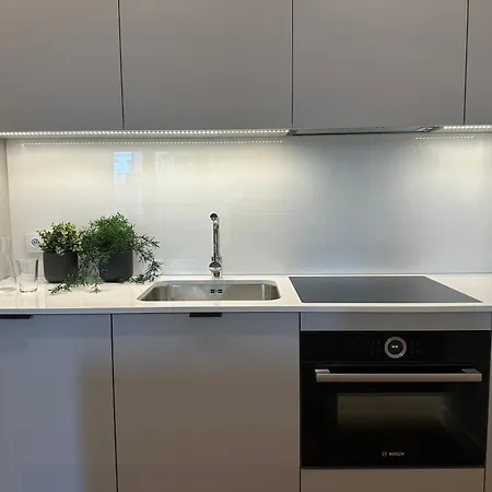 Luxurious And Modern In Center With Parking By Renters Prestige Warsaw