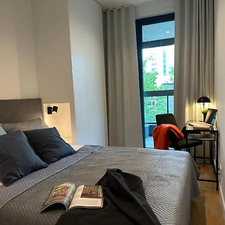 Luxurious And Modern In Center With Parking By Renters Prestige Apartament