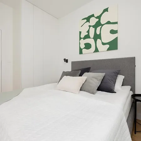 Apartment Luxurious And Modern In Center With Parking By Renters Prestige Warsaw
