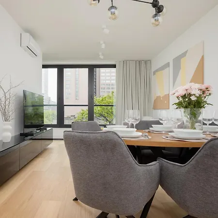 아파트 Luxurious And Modern In Center With Parking By Renters Prestige 바르샤바