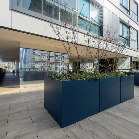 Luxurious And Modern In Center With Parking By Renters Prestige Apartment *