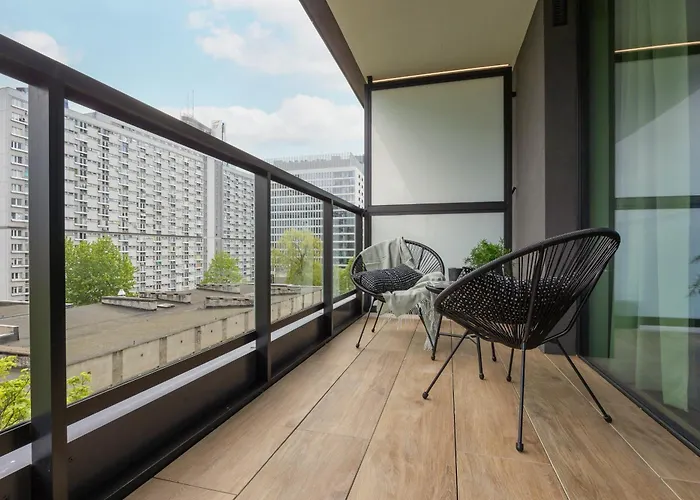 Luxurious And Modern In Center With Parking By Renters Prestige Apartment