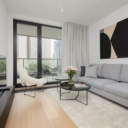 Luxurious And Modern In Center With Parking By Renters Prestige Lägenhet *